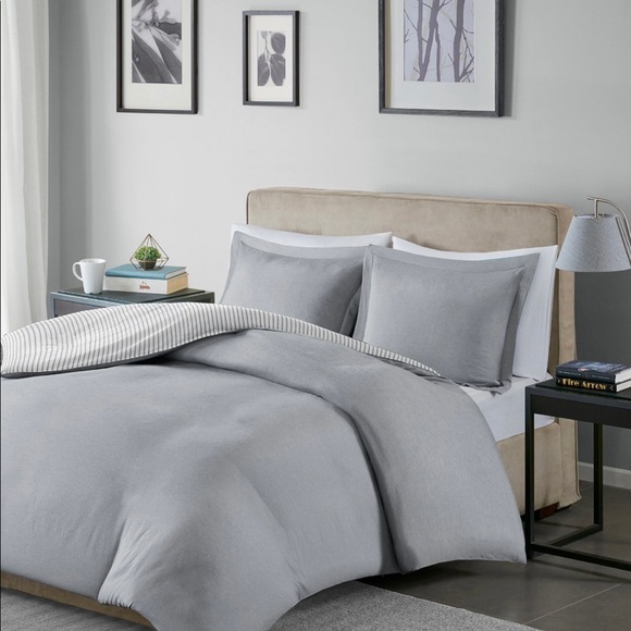 Madison Park Essentials Reversible Duvet Cover Set - Picture 5 of 8